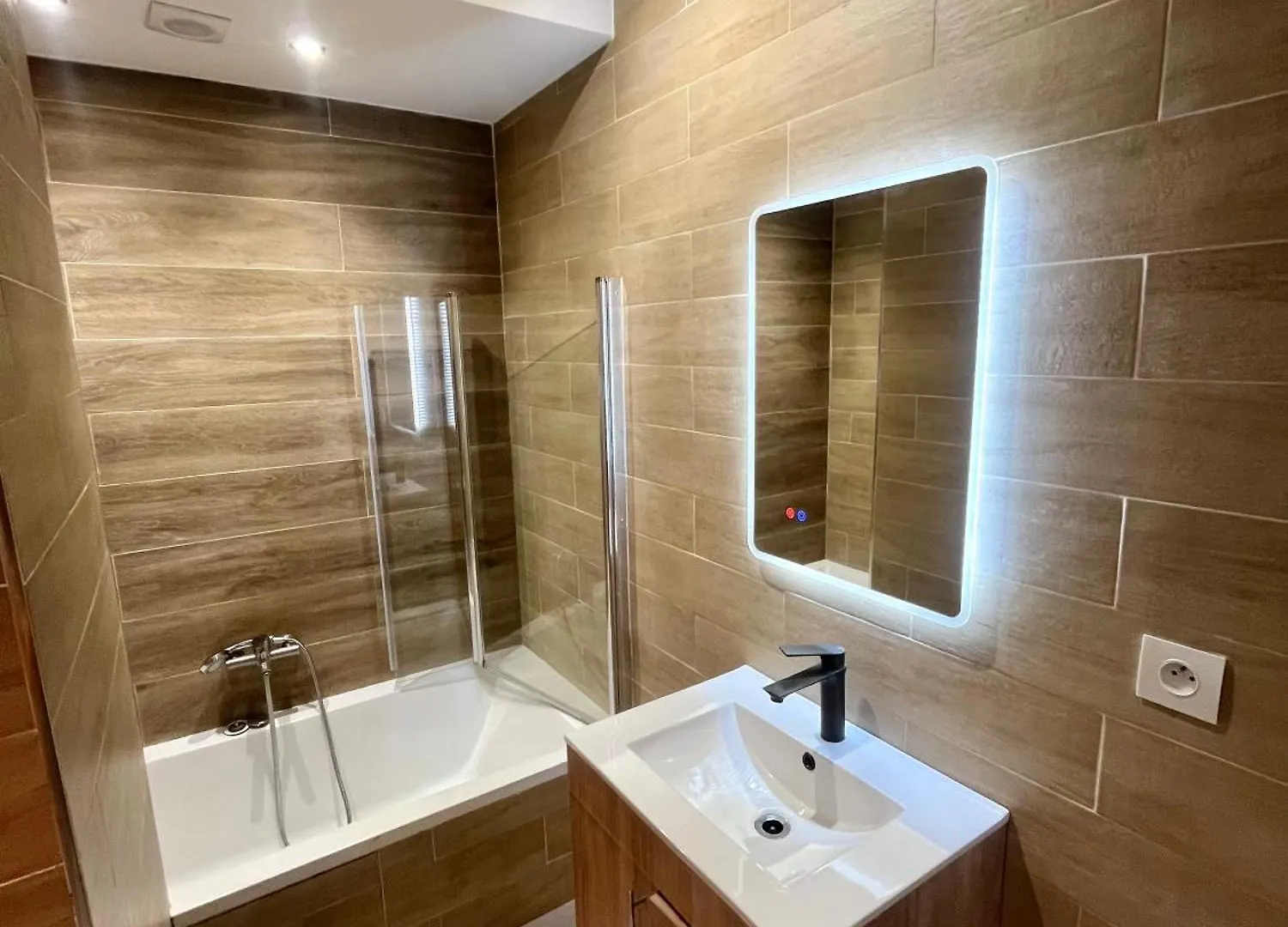 3-Pieces Flat With Private Garden & Bbq Apartment Beausoleil